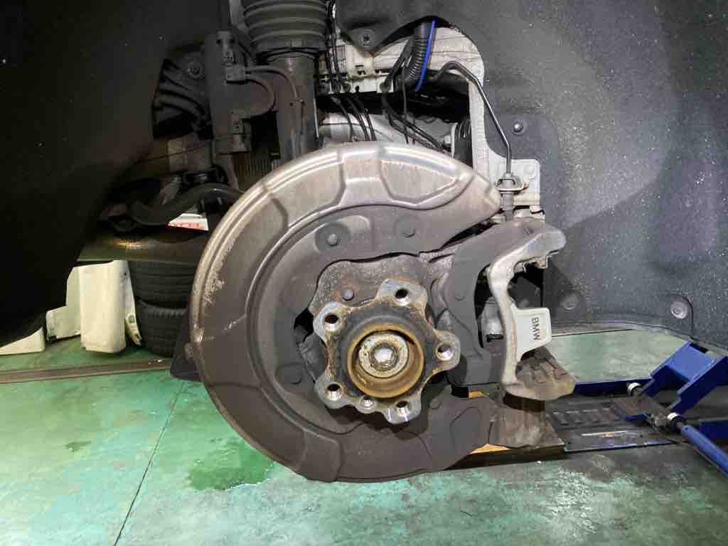 BMW 7シリーズ G11 740i ブレーキ交換 : 木下オートサービスのブログ