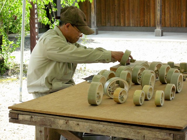 竹のおもちゃを作る人 The Man Who Is Making Bamboo Toy 写真徒然日記 竹のおもちゃを作る人 The Man Who Is Making Bamboo Toy 写真徒然日記