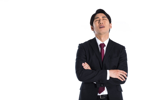 途方にくれる大川竜弥さん