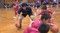ミニバスケ大会にファイブアローズの選手たちが登場　小学生にプロの技を指導　高松市