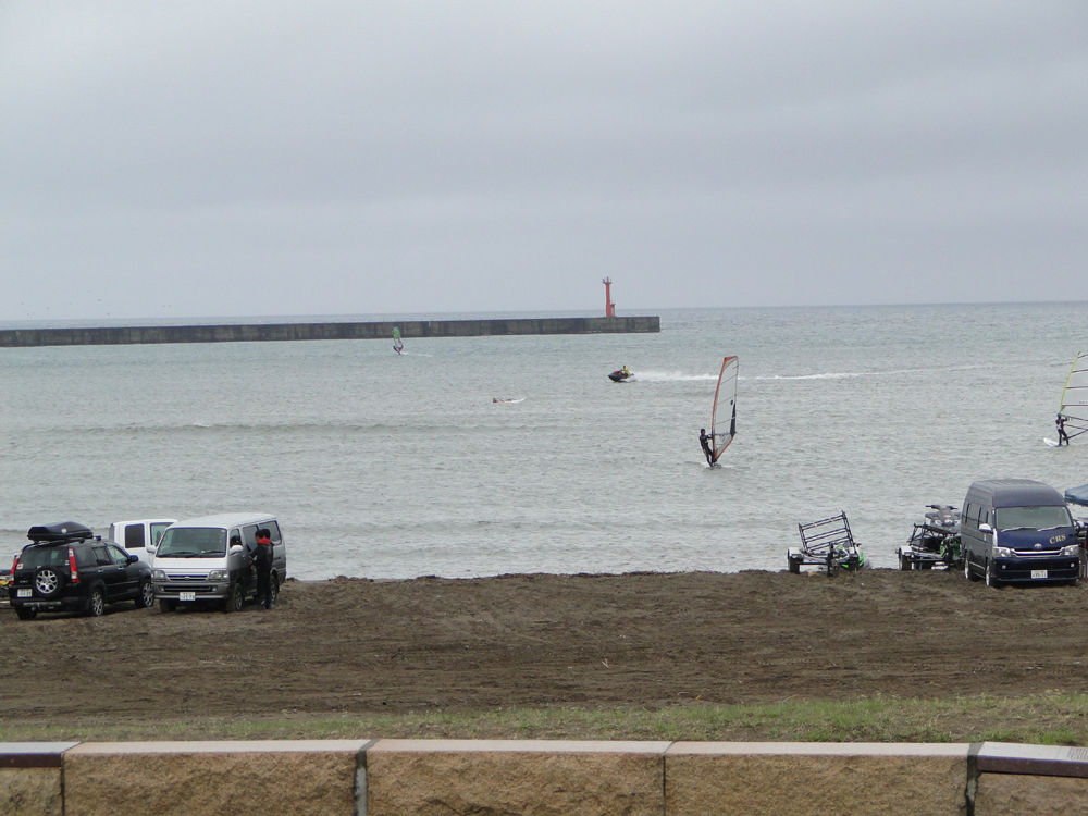 ゴールデンウィークの柏崎中央海岸 柏崎を盛り上げよう の会 かしもり
