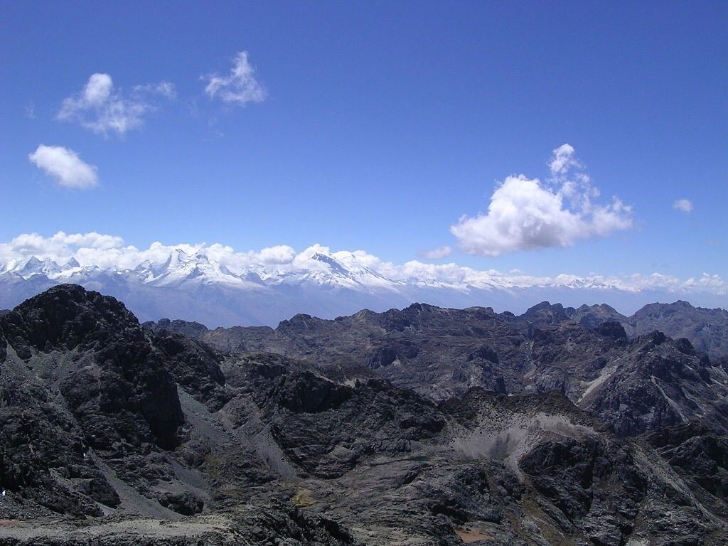 標高5 000mの地へ ペルーからの便り 標高5 000mの地へ ペルーからの便り
