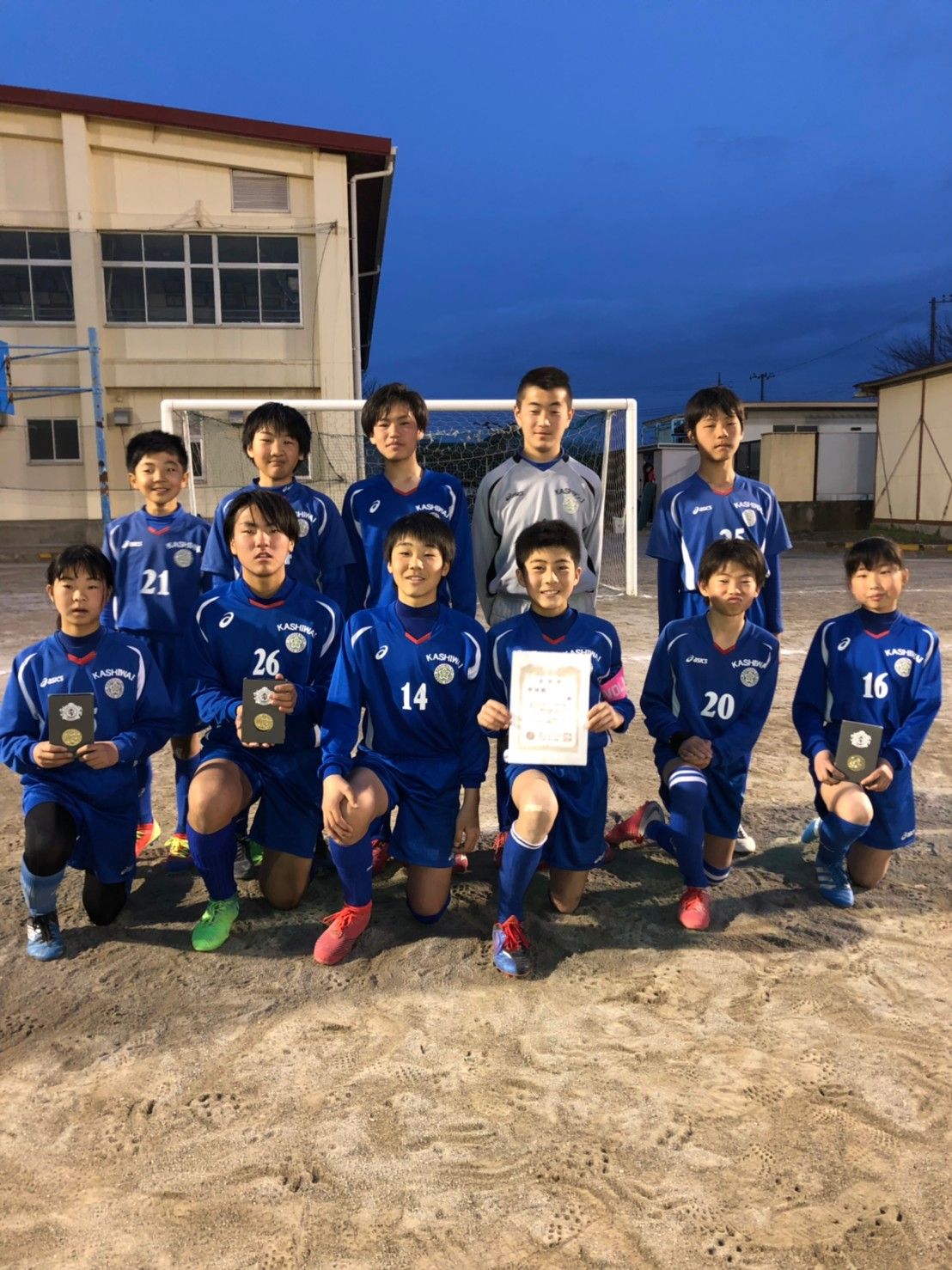 3 10 第4回 柏井graduation Cup 柏井サッカークラブ 3 10 第4回 柏井graduation Cup 柏井サッカークラブ