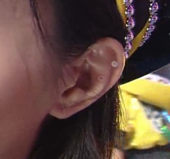 Nmb48山本彩のピアス穴wwwwwwwww 芸能まとめたよ W Nmb48山本彩のピアス穴wwwwwwwww 芸能まとめたよ W
