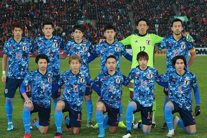 サッカー日本代表のユニフォームの色はどうして青なのか ...
