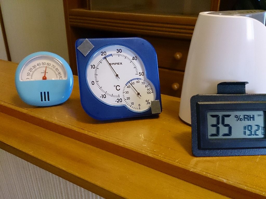 カメラ保管用に防湿庫を買ってみた 霞葉日記 カメラ保管用に防湿庫を買ってみた 霞葉日記