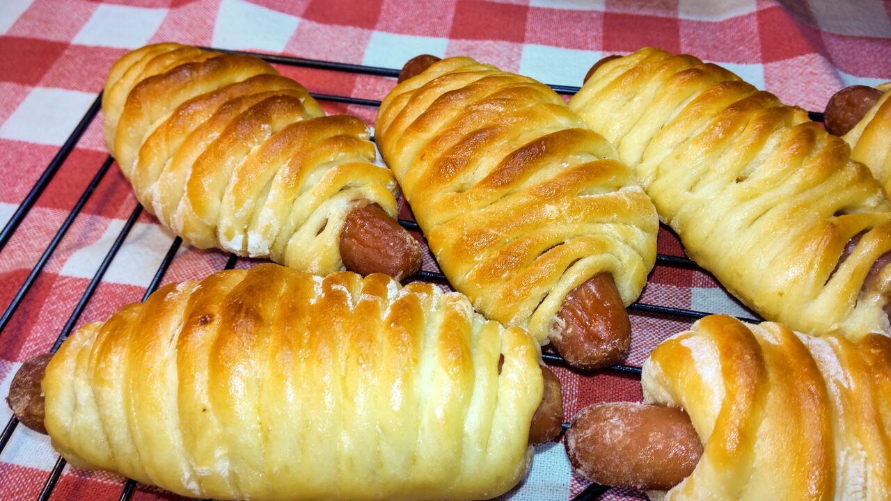 ウインナーウールロールパン みいこの部屋