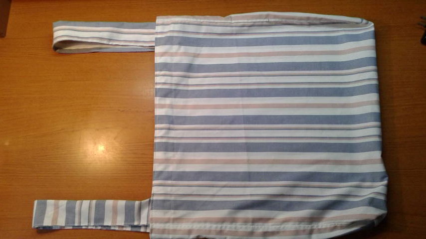 椅子の背もたれに 手作り収納袋 みいこの部屋 椅子の背もたれに 手作り収納袋 みいこの部屋