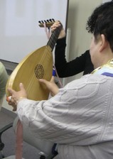 井上さんリュート