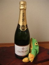 MUMM