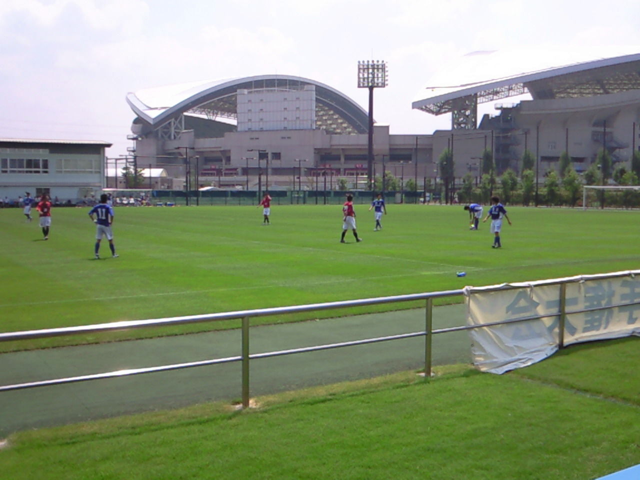 天皇杯 埼玉県予選準決勝 尚美学園大学 平成国際大学 埼玉スタジアム第2グラウンド スポーツよもやま日記