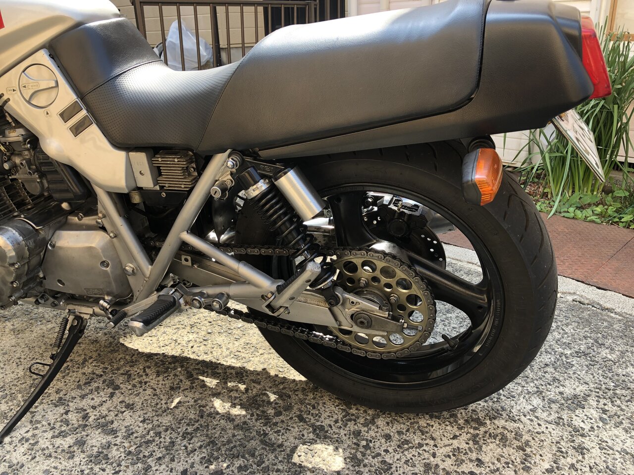 CB750F オーリンズ リアサス 【公式通販】