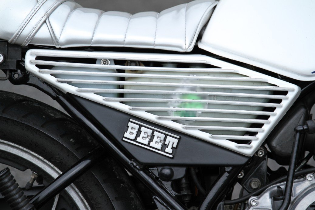 RZ250 RZ350 BEET アルフィン サイドカバー - オートバイパーツ