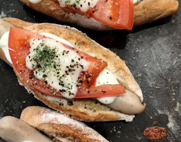 8A9B5E1E-2B37-4F27-B418-018E8506624A