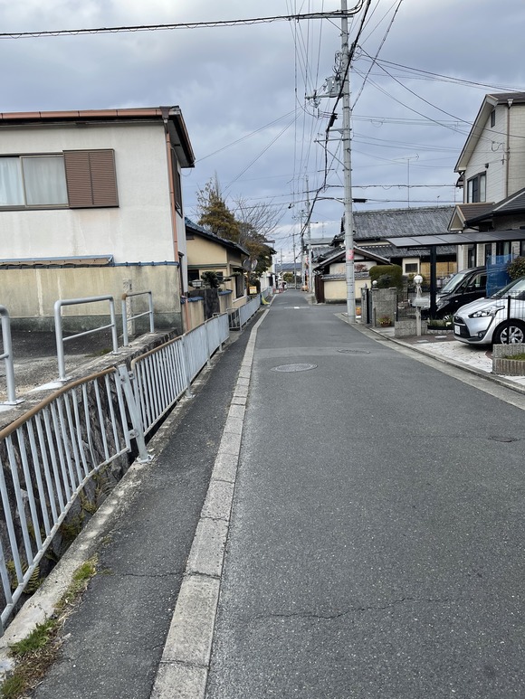 BE041470-9179-4E64-AE03-2680B5A414F5