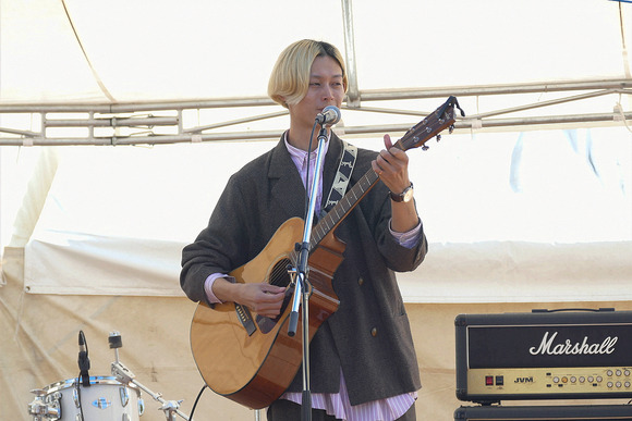 P1380925-1.png