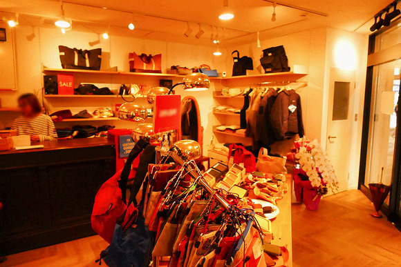 P1930708-1.png