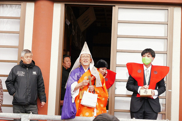 P1480083-1.png