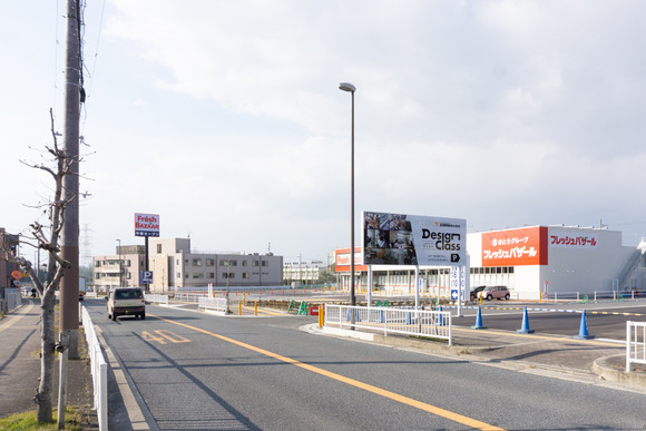 フレッシュバザール枚方藤阪駅前店-3