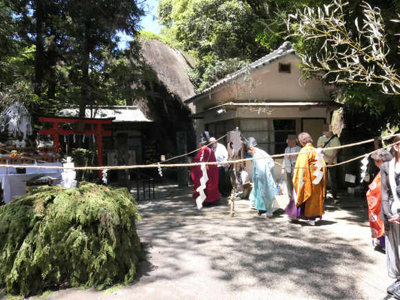 P1703541-1