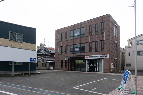 コインランドリーサンウォッシュ 星田駅前店 202403046