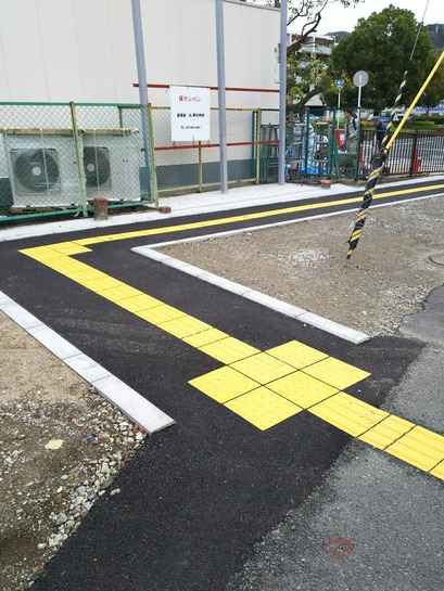 [画像:8c2d7099-s.jpg]