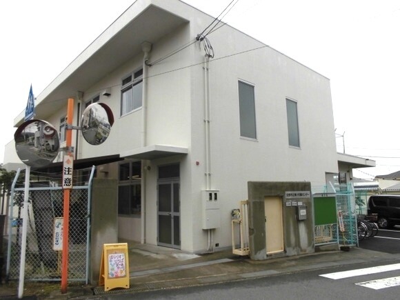 b4981f8b
