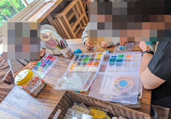 57ED3236-928E-40D2-A09B-E80F501222B1 2