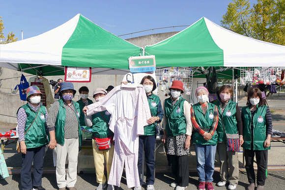 P1230904-1.png