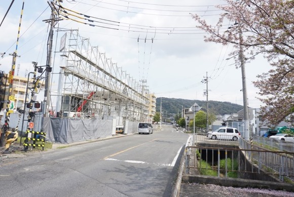 私市のガソリンスタンド -3