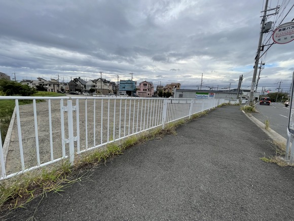 DBE2A30D-F03F-417E-982A-EE2A94C3FB4B