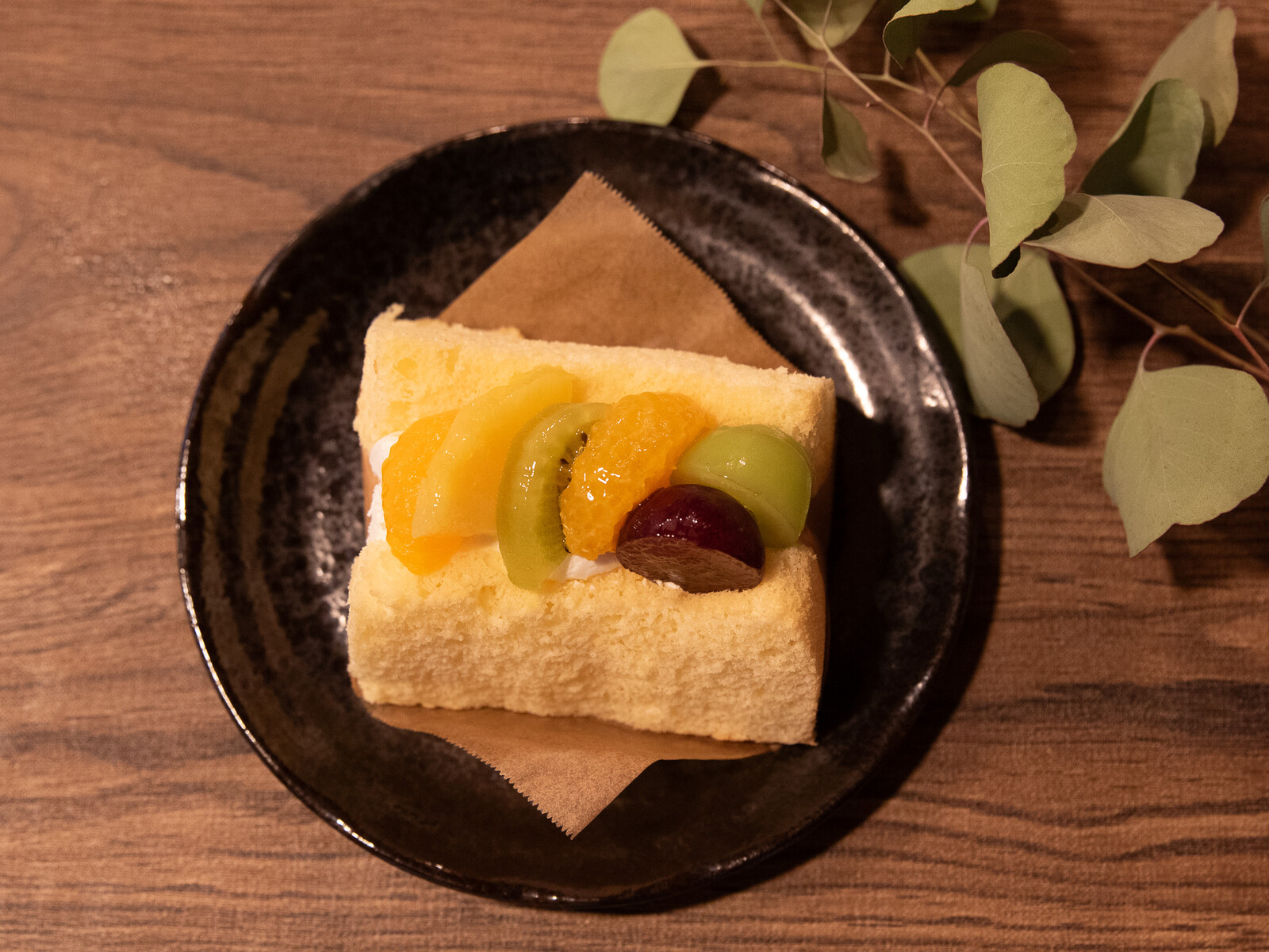 フワッフワでクセになるフルーツシフォンケーキ！パンとケーキの