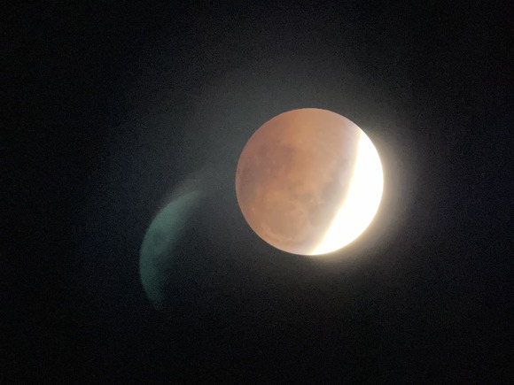 EFC7D6F5-5526-4345-AF91-197600862BCA