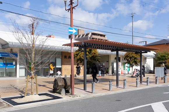 河内磐船駅 パーゴラ完成 2024年2月 - 13
