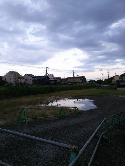 [画像:e5add246-s.jpg]