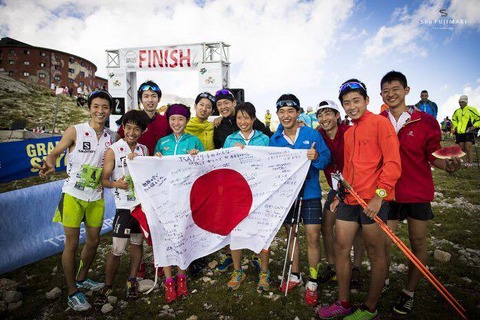 13872398_844122822358954_818143754_n