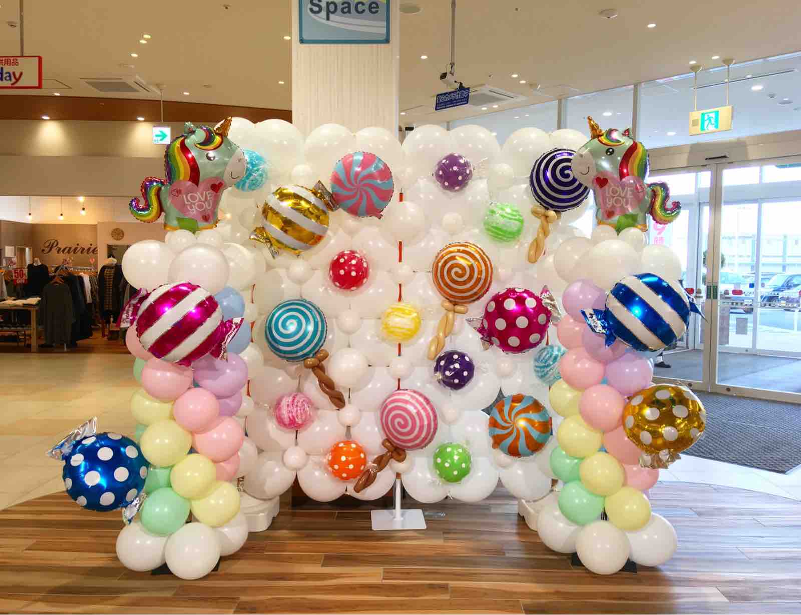 全国大会で優勝！素敵なバルーンアートの魔術師「まなてぃ」さんに会っ