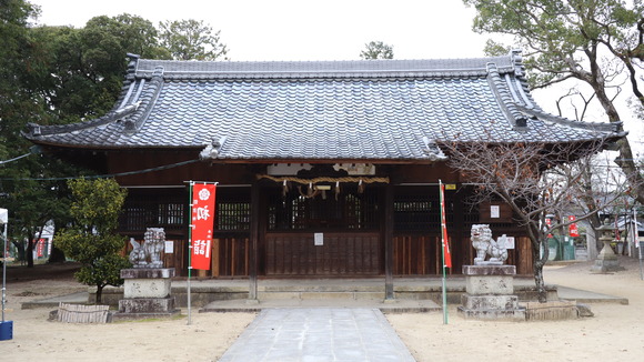 郡津神社