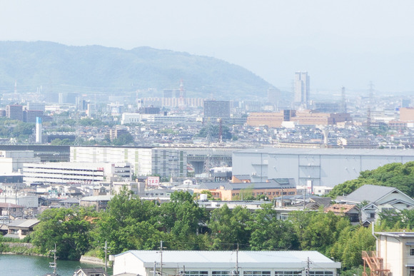 星田山手の階段 202406113-3