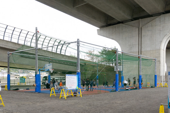倉治1丁目高架下ボール遊び広場 バスケ 20250401-2