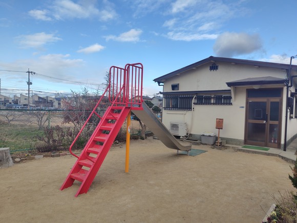 私部 公園の滑り台 20260125-2