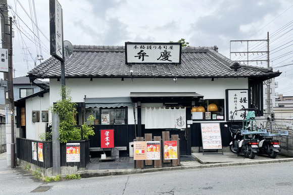 98E8D4B7-027B-4ED0-9DE0-B20AEEFFB39A