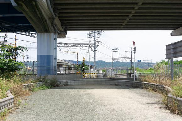 松塚の踏切 202406195