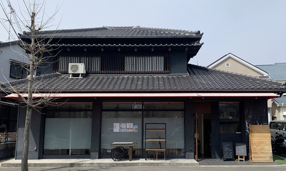 81a2686a-s
