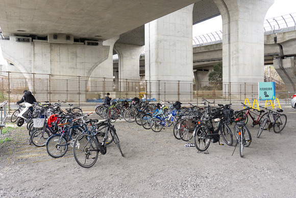 倉治1丁目高架下ボール遊び広場 20250401-42