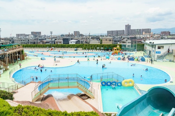 ひらかたパークのプール1