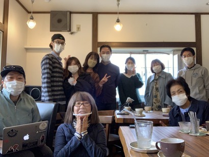 EA050977-3D26-4004-9471-09553A176979_1_105_c