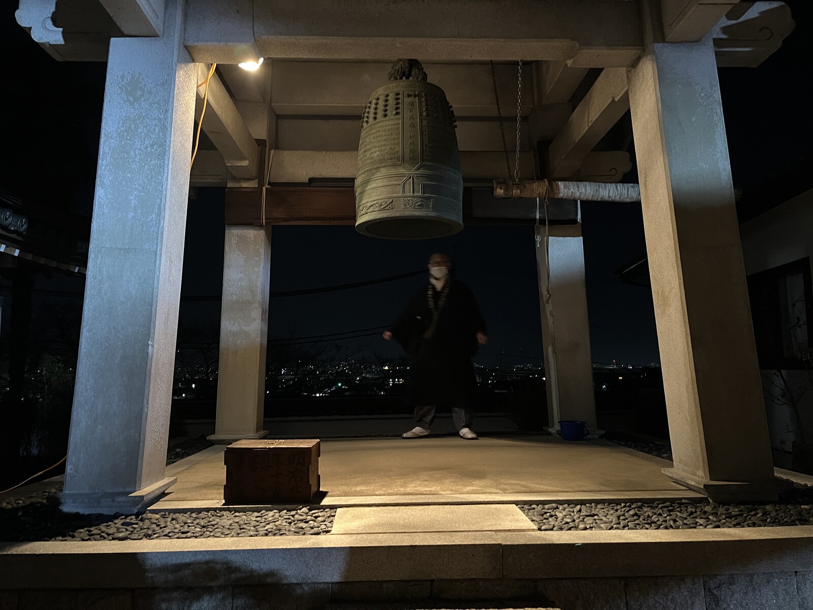 除夜の鐘つきに松寶寺さんに行ってみた！石段まで続く参拝者で昨年より