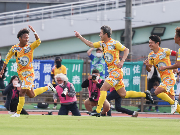 三浦知良★キングカズ Miura Kazuyoshi] King Kazu joins the JFL Suzuka Point