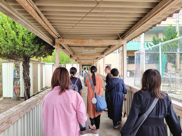 校内ツアー 渡り廊下